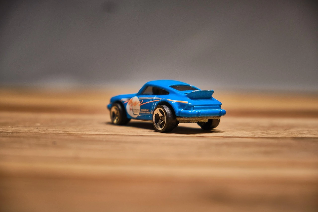 Porsche Taycan Frozen Blue