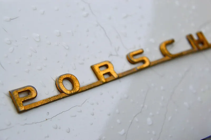 2011 Porsche 911 Turbo S Cab Interior